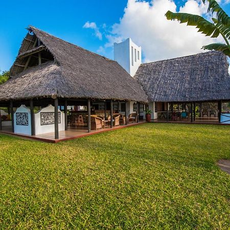 Amani Beach Resort Kutani Exterior photo
