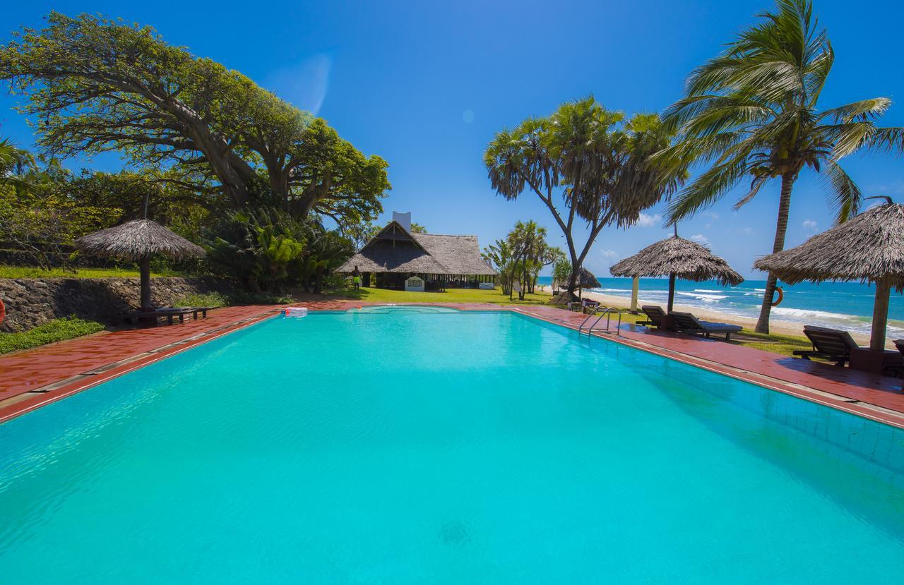Amani Beach Resort Kutani Exterior photo