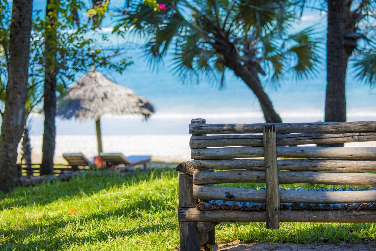 Amani Beach Resort Kutani Exterior photo